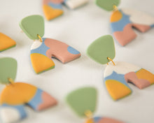 Load image into Gallery viewer, Colourful Flower Power Arch Stud Dangles
